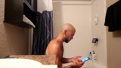 Snapshot of maximusdemitrious chatting on 10.02.25 maximusdemitrious online show from 10.02.25