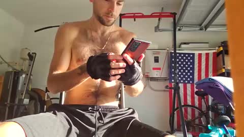 Snapshot of maximusdemitrious chatting on 11.08.25 maximusdemitrious online show from 11.08.25