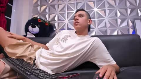 Snapshot of maximuss_19 chatting on 01.15.25 Maximus online show from 01.15.25