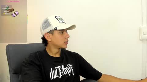 Snapshot of maximuss_19 chatting on 02.16.25 Maximus online show from 02.16.25