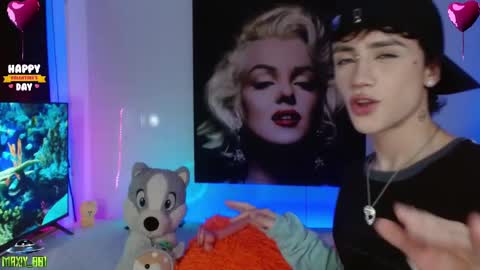 Max online show from 02.08.25