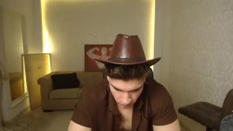 Snapshot of maxkaiden chatting on 03.10.25 MaxKaiden online show from 03.10.25