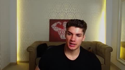 Snapshot of maxkaiden chatting on 09.15.25 MaxKaiden online show from 09.15.25