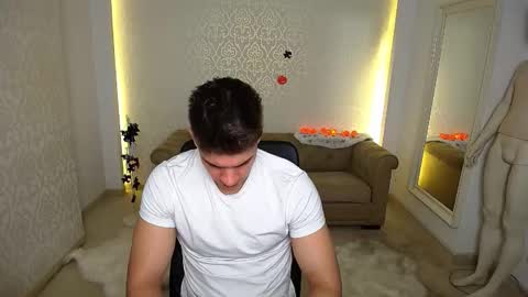 MaxKaiden online show from 10.21.25