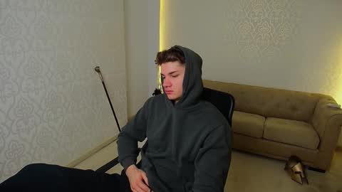 MaxKaiden online show from 11.22.25