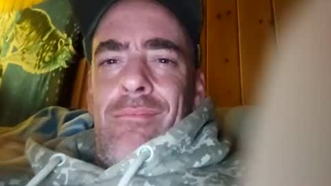 Snapshot of maxlme2721063 chatting on 05.11.26 maxlme2721063 online show from 05.11.26
