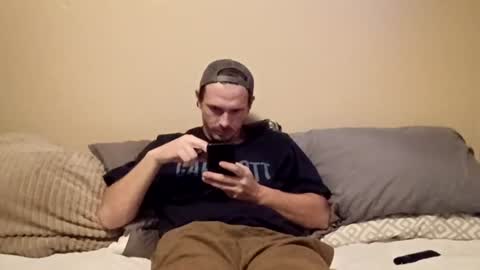 Snapshot of maxlovestain chatting on 07.18.26 Barry McCockner online show from 07.18.26