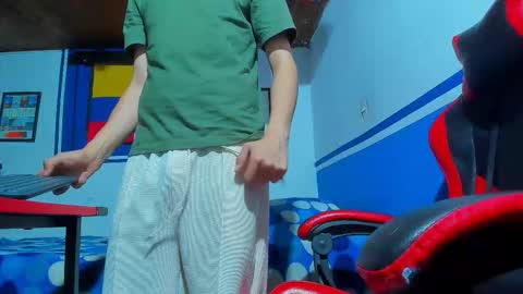 MAX online show from 03.08.26