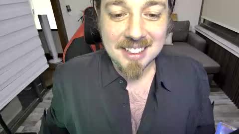 Snapshot of maxredz chatting on 02.27.26 Max online show from 02.27.26