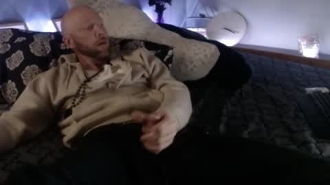 MaxRouger online show from 09.14.25