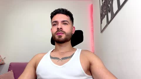 Snapshot of maxtowers chatting on 01.16.25 Maxi online show from 01.16.25