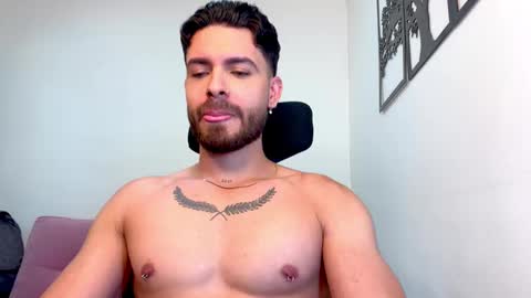 Snapshot of maxtowers chatting on 02.19.25 Maxi online show from 02.19.25