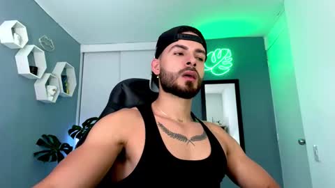 Maxi online show from 11.15.25