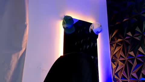 MAX online show from 10.23.25