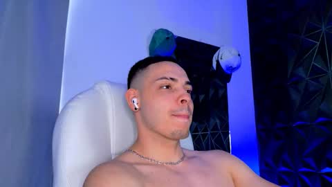 MAX online show from 12.15.25