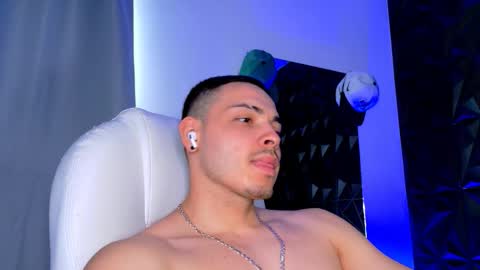 MAX online show from 12.19.25