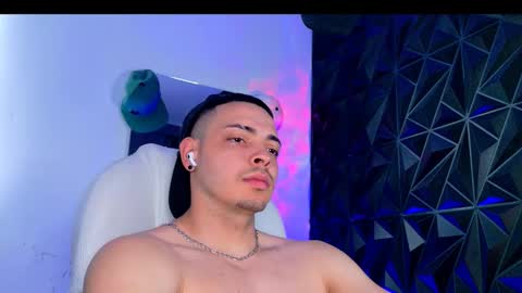 MAX online show from 03.01.26