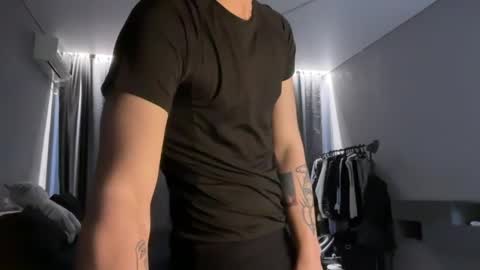 Max online show from 04.28.26