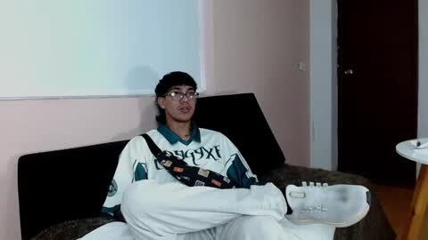 Snapshot of maxx_heatt chatting on 10.31.25 Maxx online show from 10.31.25