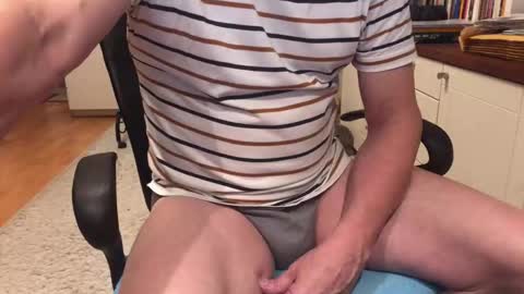 Max online show from 10.14.25