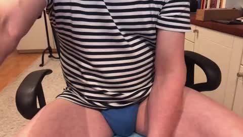 Snapshot of maxx_martin chatting on 12.16.25 Max online show from 12.16.25