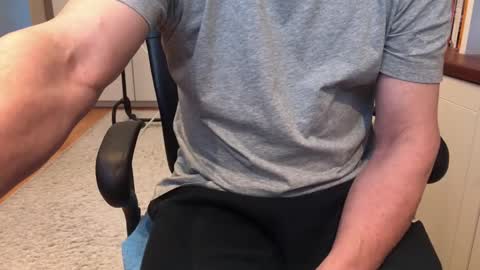 Snapshot of maxx_martin chatting on 01.12.26 Max online show from 01.12.26