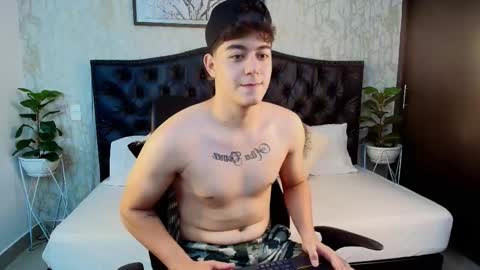 Maxxi online show from 10.24.25