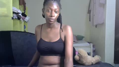 maxxinepetite online show from 01.27.25