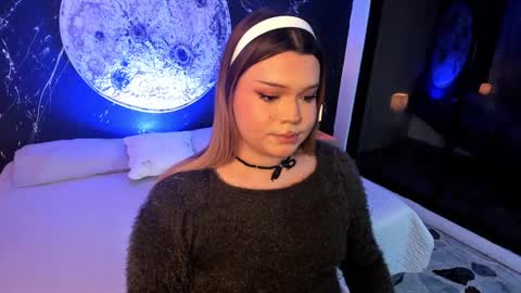 Maxine Minx online show from 10.08.25