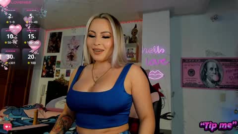 Snapshot of may_aceros chatting on 12.31.24 may aceros online show from 12.31.24