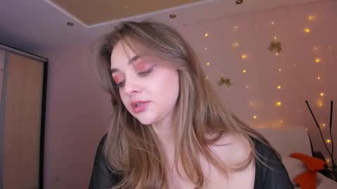 May Flower online show from 03.11.26