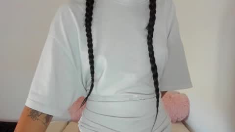 Maya online show from 09.18.25