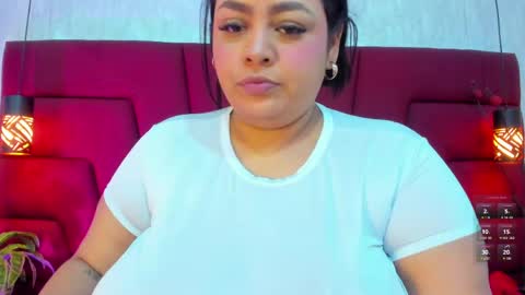 Snapshot of maya_curvy chatting on 04.18.26 Maya online show from 04.18.26