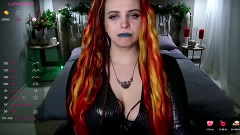 Snapshot of maya_mils chatting on 12.29.24 Maya Mils online show from 12.29.24