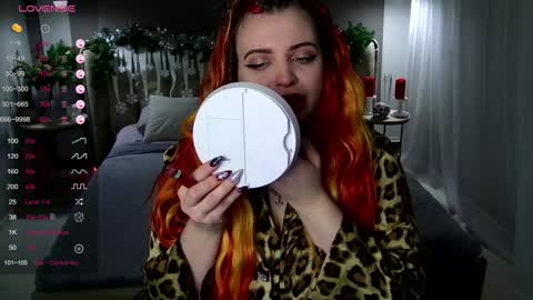 Snapshot of maya_mils chatting on 12.31.24 Maya Mils online show from 12.31.24