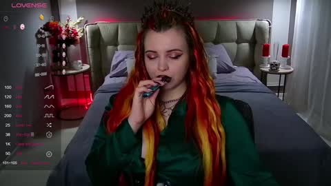 Snapshot of maya_mils chatting on 01.24.25 Maya Mils online show from 01.24.25