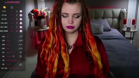 Snapshot of maya_mils chatting on 01.26.25 Maya Mils online show from 01.26.25