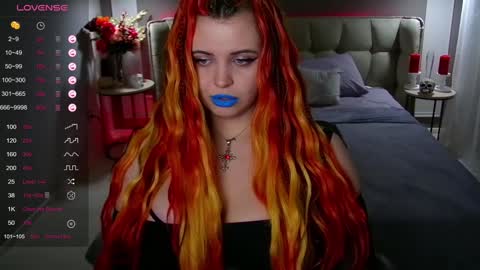 Snapshot of maya_mils chatting on 01.27.25 Maya Mils online show from 01.27.25