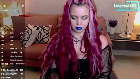 Snapshot of maya_mils chatting on 02.25.25 Maya Mils online show from 02.25.25