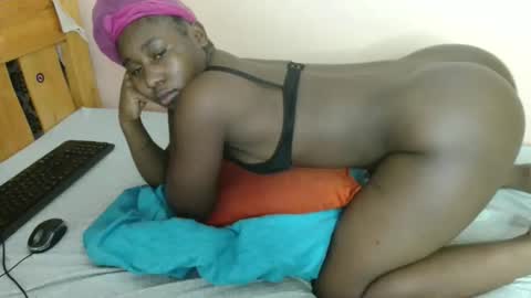 Snapshot of maya_nyla chatting on 04.15.26 Faith online show from 04.15.26