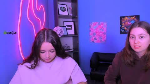 Snapshot of maya_venz chatting on 04.08.26 Maya online show from 04.08.26