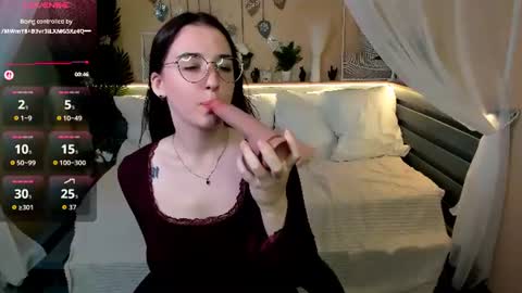 maya_winters online show from 08.04.26