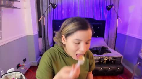 Maya online show from 11.21.25