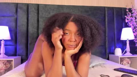 Snapshot of mayacardenas chatting on 02.02.26 Maya online show from 02.02.26