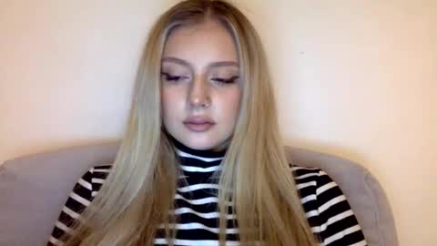 Snapshot of mayaflirt chatting on 02.13.26 mayaflirt online show from 02.13.26