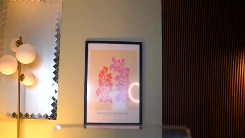 Maya online show from 10.08.25