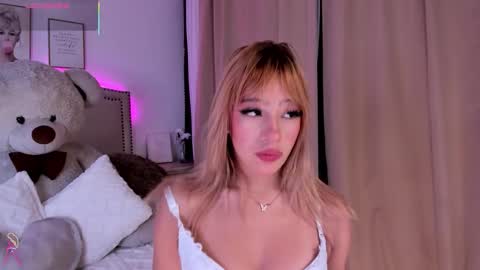 Mayajhons online show from 12.18.25