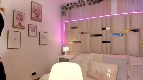 Mayajhons online show from 03.13.26