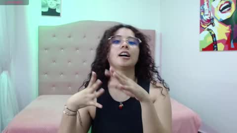 Maya online show from 03.11.25