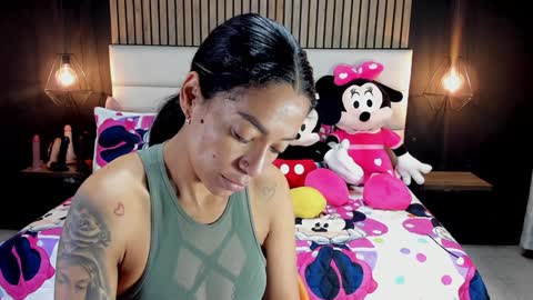 Nicolle Ruselle   Hello my lovely  schedule for great fun from  630 am and end 800 pm Colombian time I wait for you online show from 02.08.25